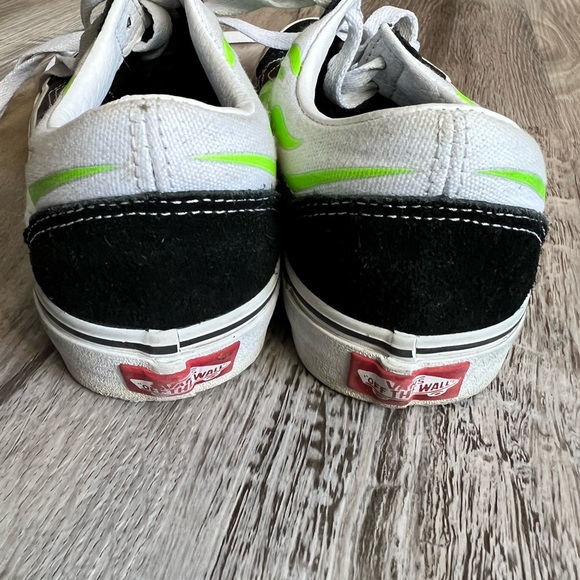 Vans : Old Skool green fire sneakers - Picture 5 of 8